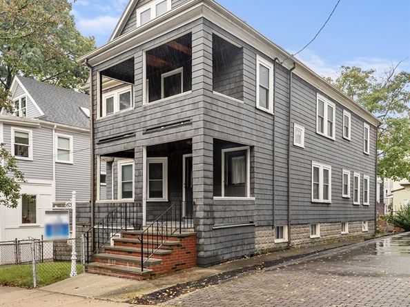 42 Belmont St, Somerville MA 02143