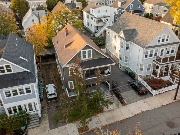 42 Belmont St, Somerville MA 02143