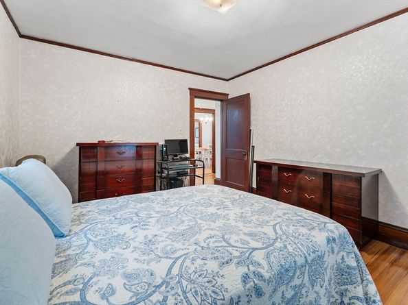 42 Belmont St, Somerville MA 02143