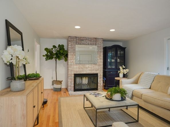 94 Rice Street, Wellesley MA 02482