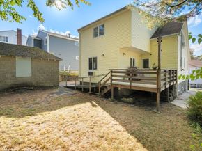 31 Preston St, Malden MA 02148