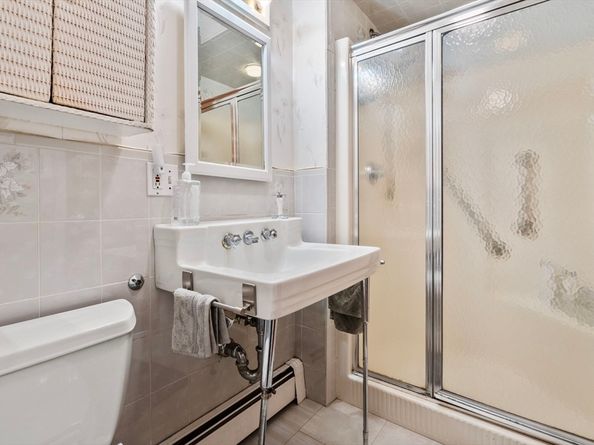 31 Preston St, Malden MA 02148