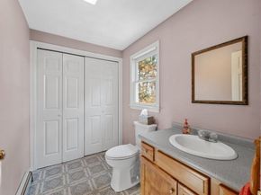 7 Frances Dr, Newburyport MA 01950