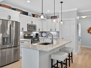 82 Conifer Hill 82, Plymouth MA 02360