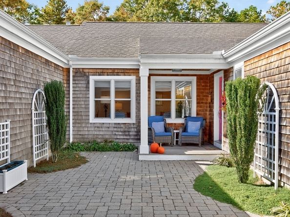 82 Conifer Hill 82, Plymouth MA 02360