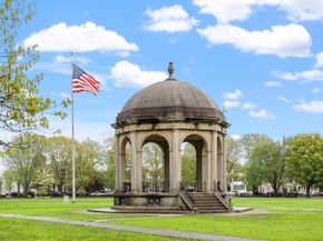 15 Lynde Street 26, Salem MA 01970