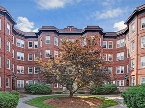 15 Lynde Street 26, Salem MA 01970