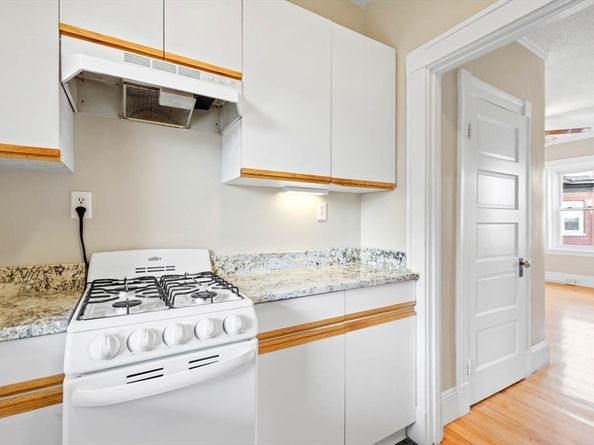 15 Lynde Street 26, Salem MA 01970