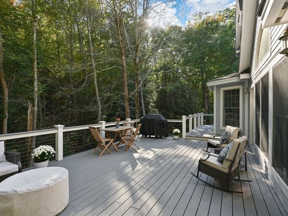 27 Turtleback Rd, Essex MA 01929