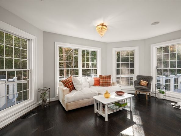27 Turtleback Rd, Essex MA 01929