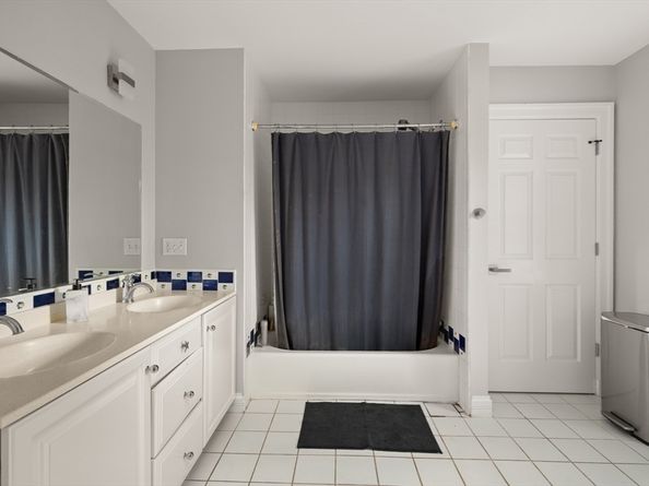 27 Turtleback Rd, Essex MA 01929