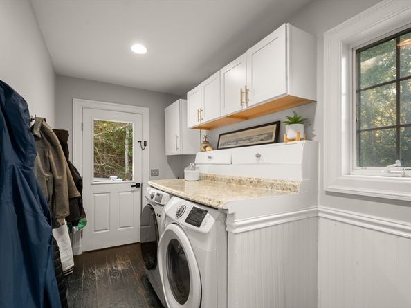 27 Turtleback Rd, Essex MA 01929