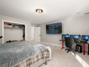 27 Turtleback Rd, Essex MA 01929