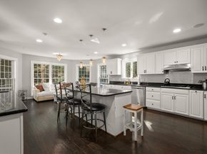 27 Turtleback Rd, Essex MA 01929