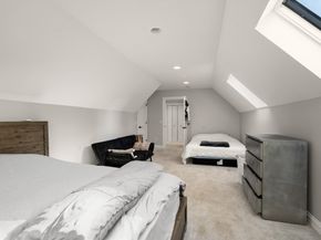27 Turtleback Rd, Essex MA 01929