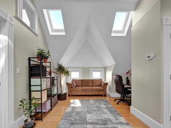 22 Lowell St 3, Somerville MA 02143