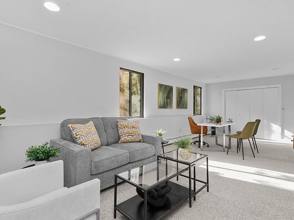 30 Colby Rd, Wellesley MA 02482