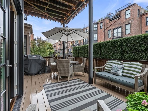 93 Pembroke St 1, Boston MA 02118