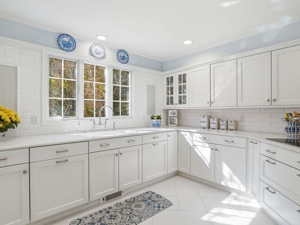 10 Shrine Road, Norwell MA 02061