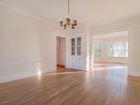 37 Monatiquot Ave, Braintree MA 02184