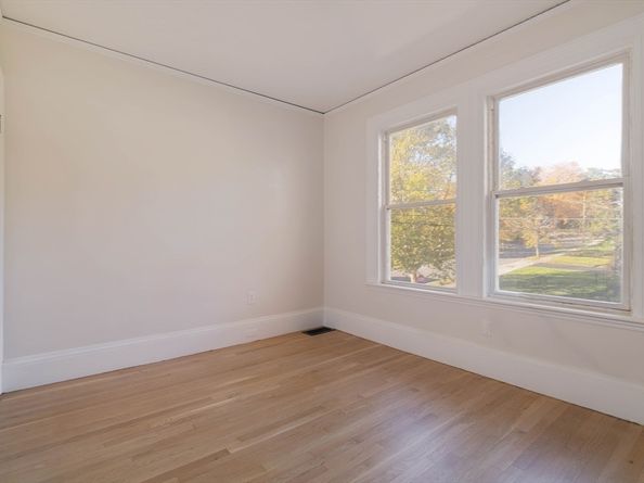 37 Monatiquot Ave, Braintree MA 02184