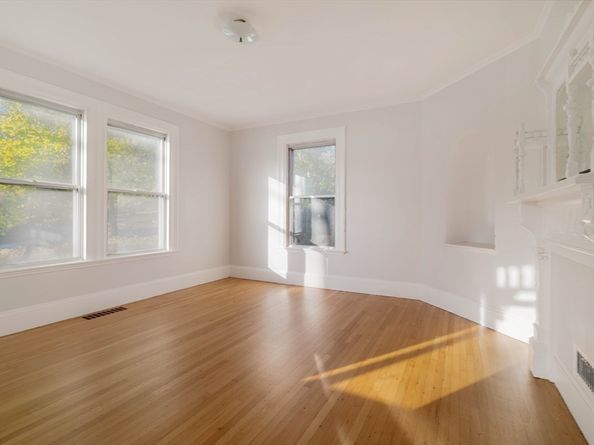 37 Monatiquot Ave, Braintree MA 02184