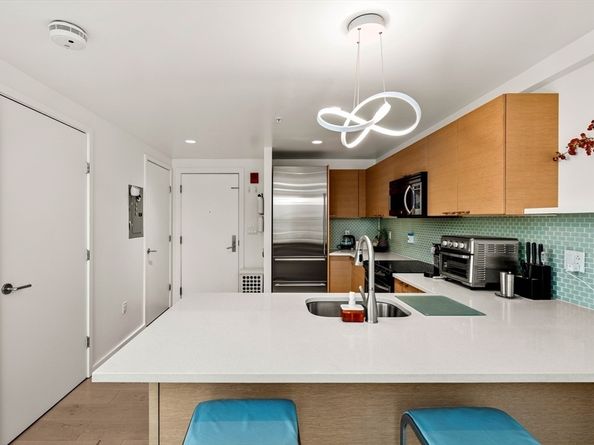 1 Earhart St 705, Cambridge MA 02141