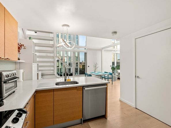 1 Earhart St 705, Cambridge MA 02141