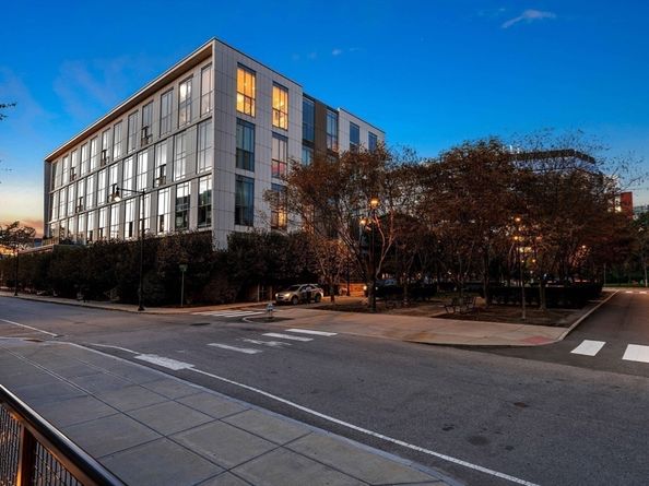 1 Earhart St 705, Cambridge MA 02141