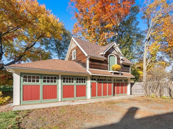 5 Byron St, Wakefield MA 01880