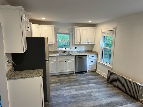 37 Hunt St, Brockton MA 02302