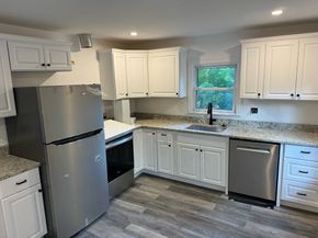 37 Hunt St, Brockton MA 02302