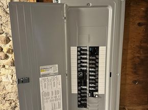 37 Hunt St, Brockton MA 02302