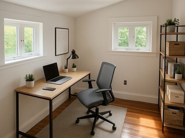 37 Hunt St, Brockton MA 02302