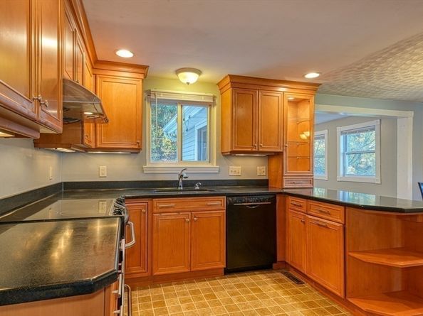 238 W. Hill Rd, Marlborough MA 01752