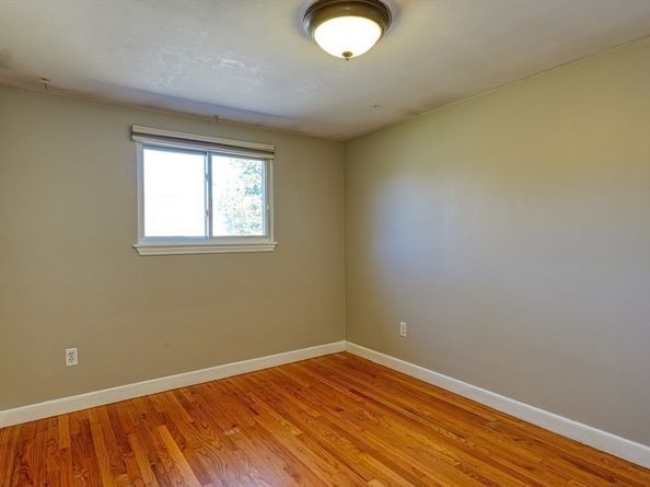 238 W. Hill Rd, Marlborough MA 01752