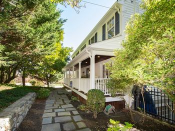 7 Border St