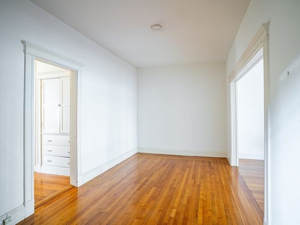 12 Gibbs 2, Brookline MA 02446