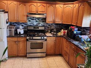 14 Valley Ave, Lynn MA 01902