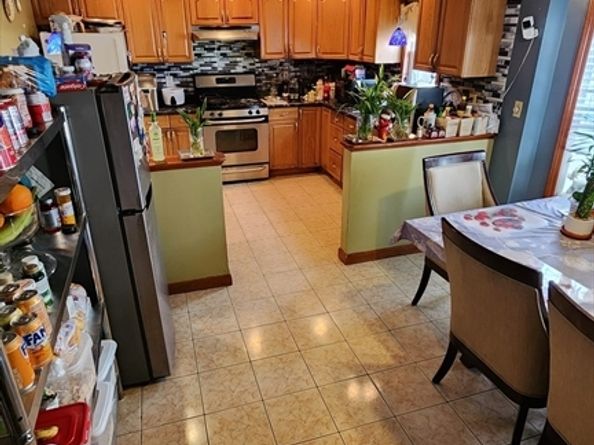 14 Valley Ave, Lynn MA 01902