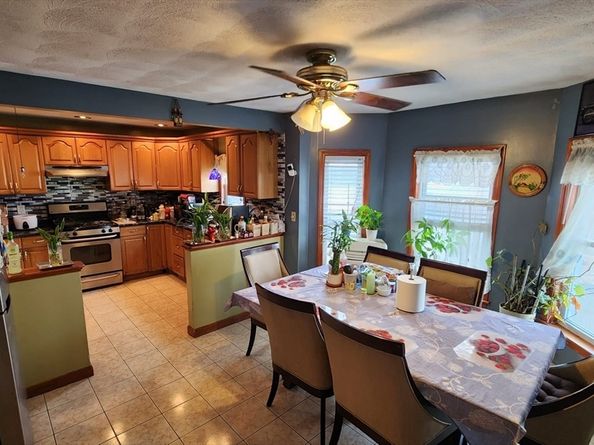 14 Valley Ave, Lynn MA 01902