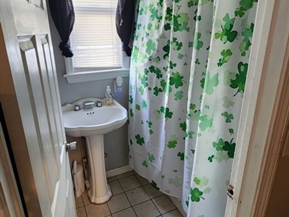 14 Valley Ave, Lynn MA 01902