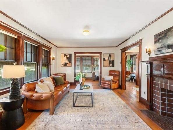 807 Salem St, Lynnfield MA 01940