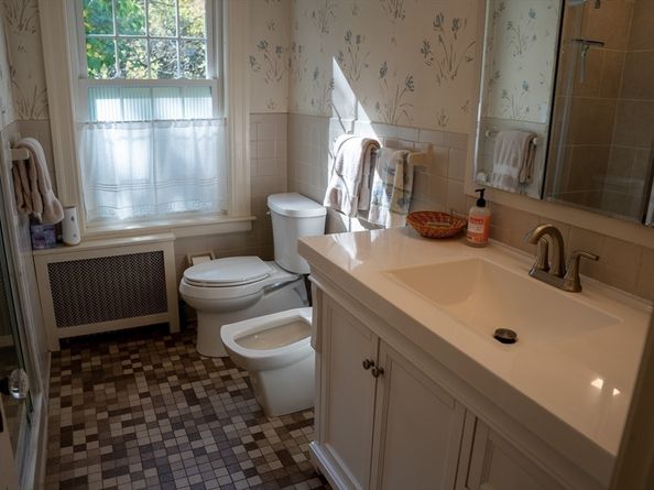 114 Grafton Street, Shrewsbury MA 01545