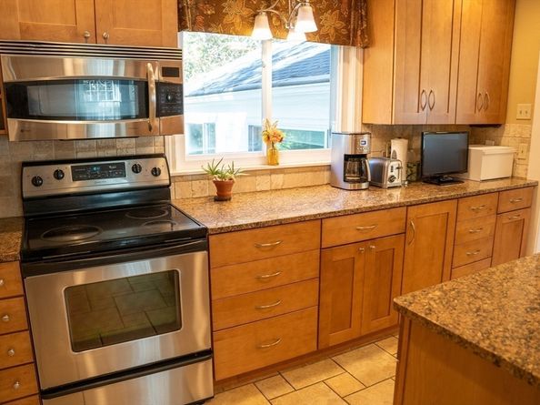 114 Grafton Street, Shrewsbury MA 01545