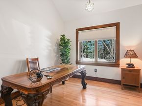 72 Meriam St, Lexington MA 02420