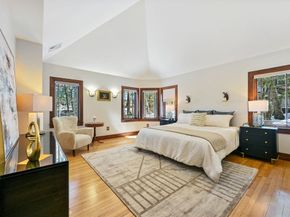 72 Meriam St, Lexington MA 02420