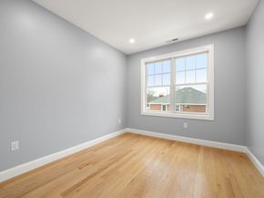 669 Boylston St 669, Newton MA 02459