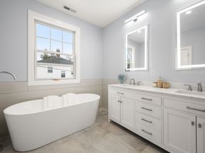 669 Boylston St 669, Newton MA 02459