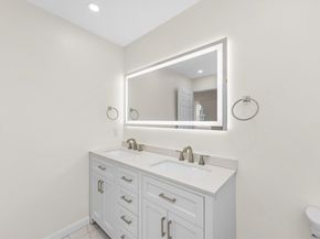 48 Ash Ave B, Somerville MA 02145